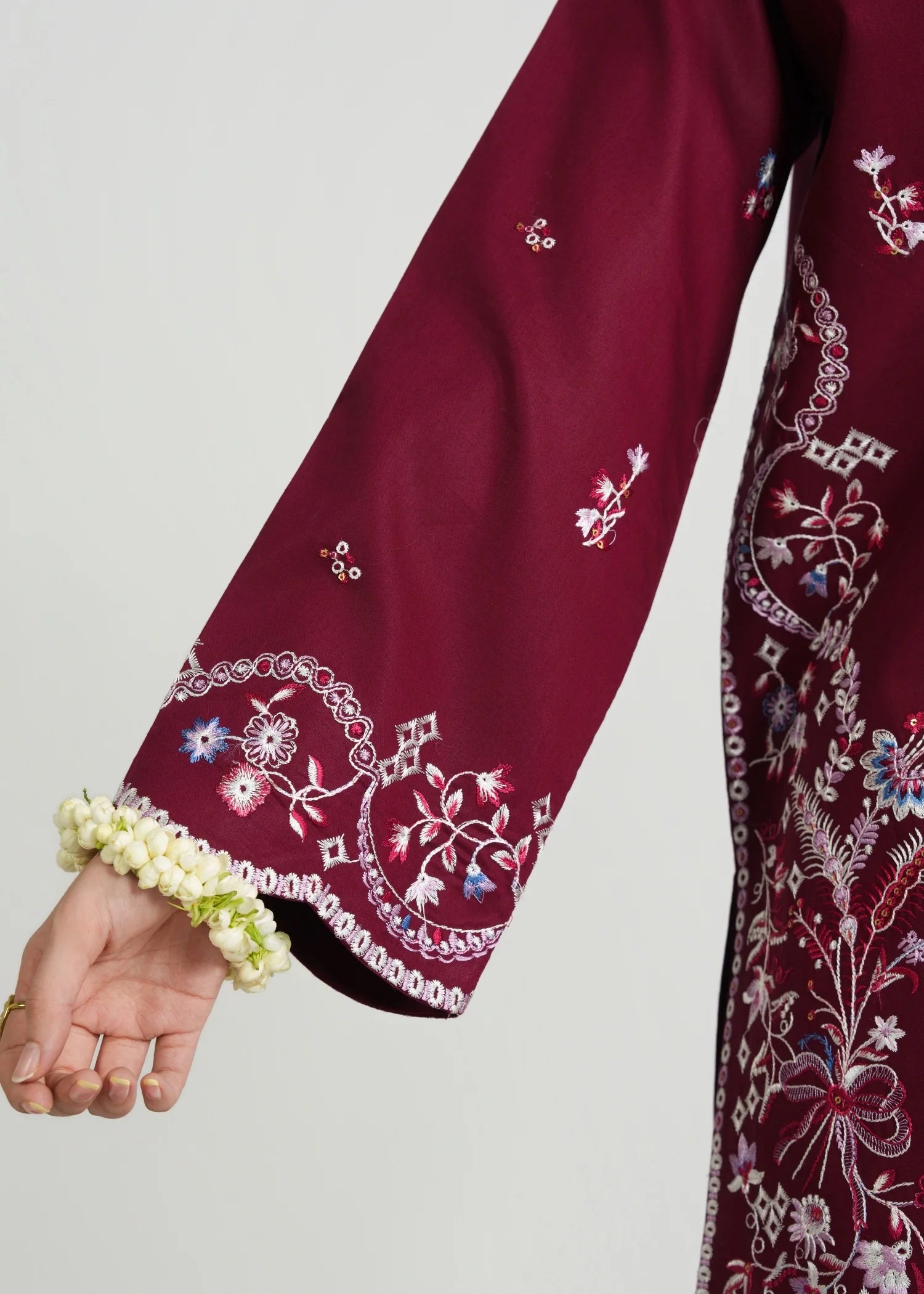 Veyla June